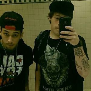 Meet your Posher, Ayrion